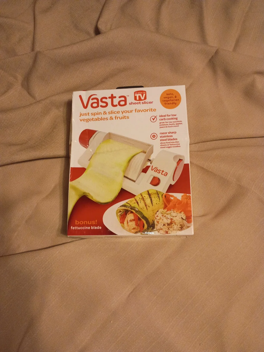 Vasta Vegetable & Fruit Sheet Slicer - White/Red